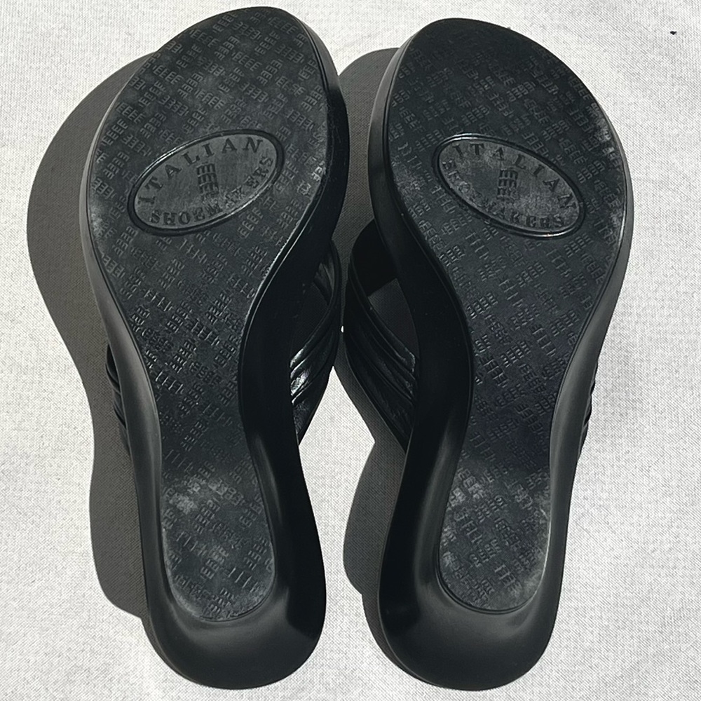 🆕 Italian Shoemakers - Black Rhinestone Sandals - Picture 6 of 6